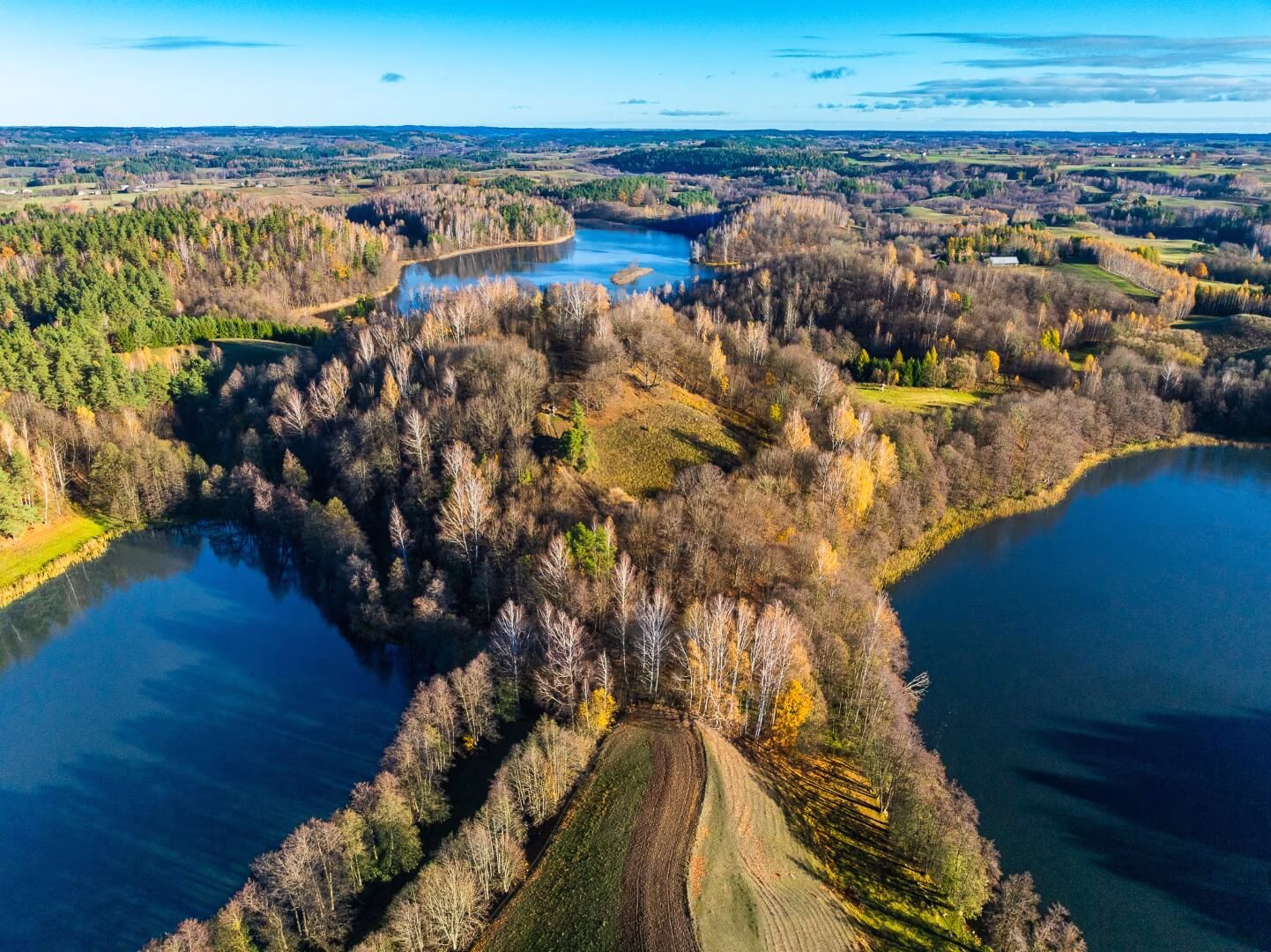 Góra Zamkowa z lotu ptaka, fot. Łukasz Tyczkowski