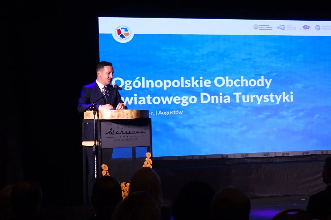 dzien-turystyki08454 Duży